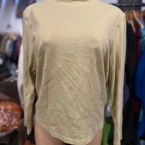 Croft & Barrow Cream Turtleneck Sweater